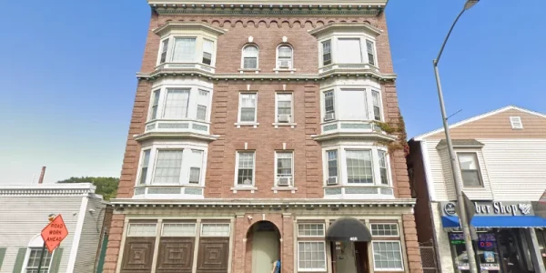 CT Renaissance Waterbury West